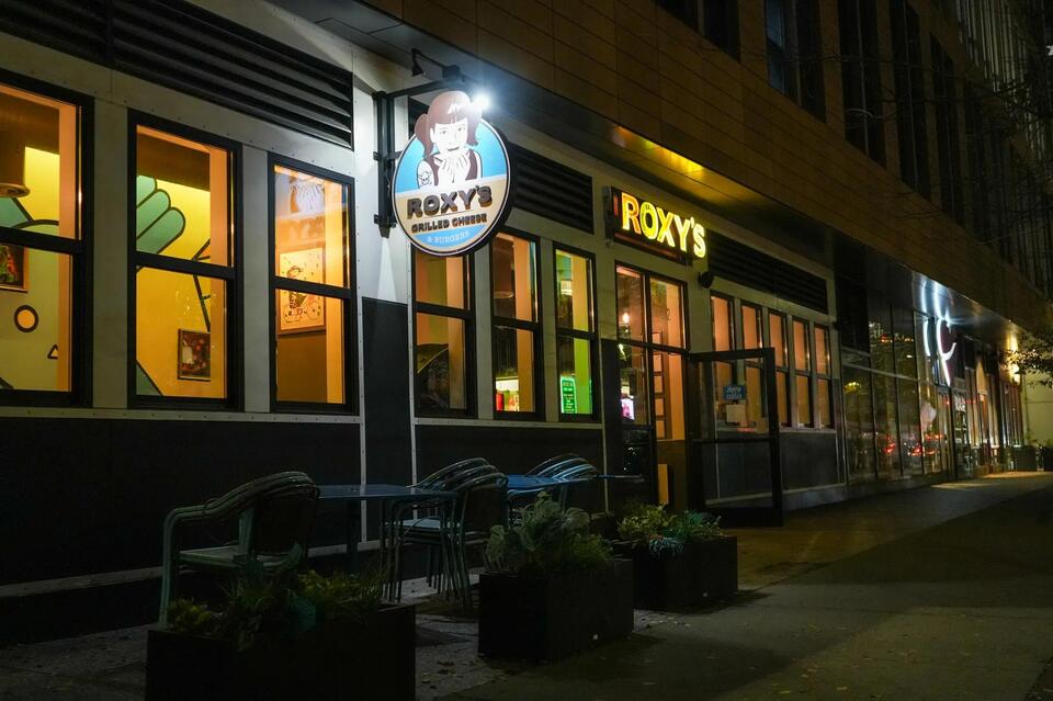 Roxy’s Arcade closes after alleged financial misconduct - NewsBreak