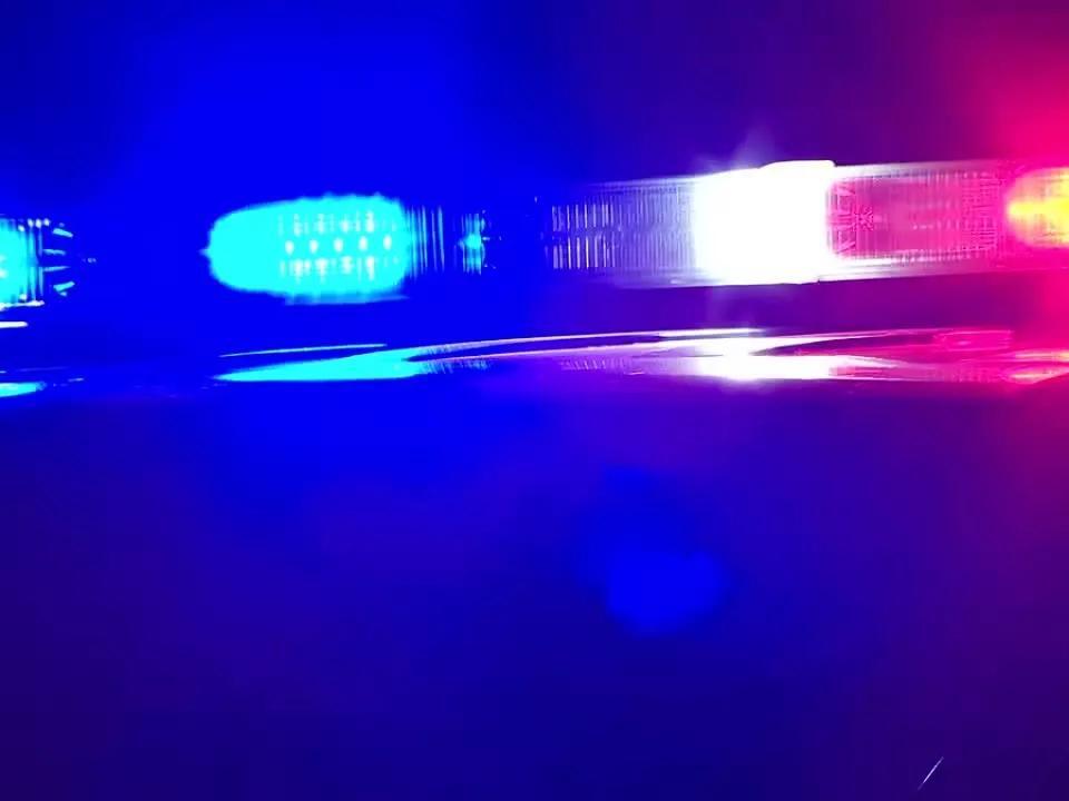 Man shot on Bolton Road after attempting to speak to woman, Atlanta