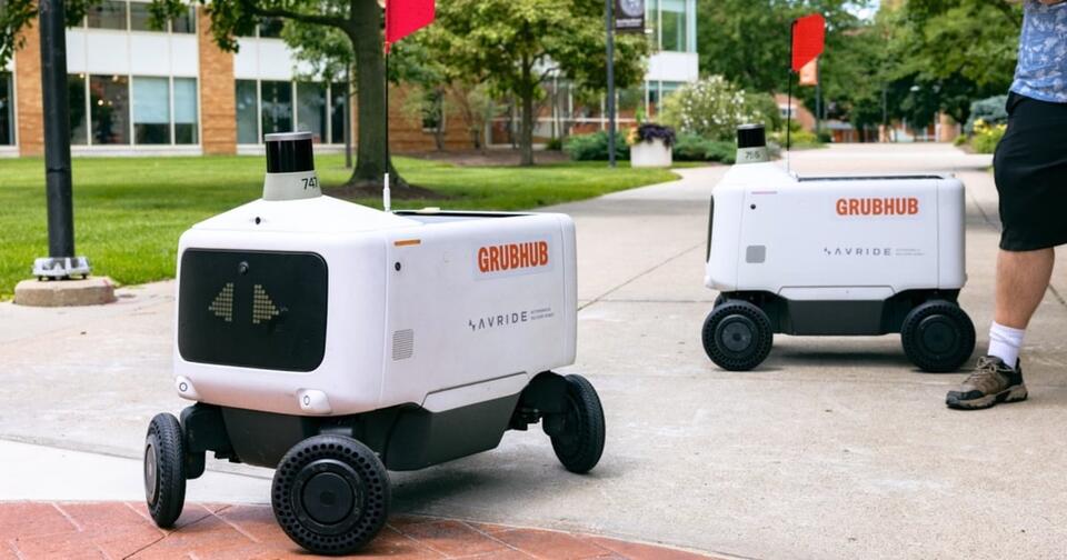 Chartwells Higher Ed partners with Avride for campus robot delivery