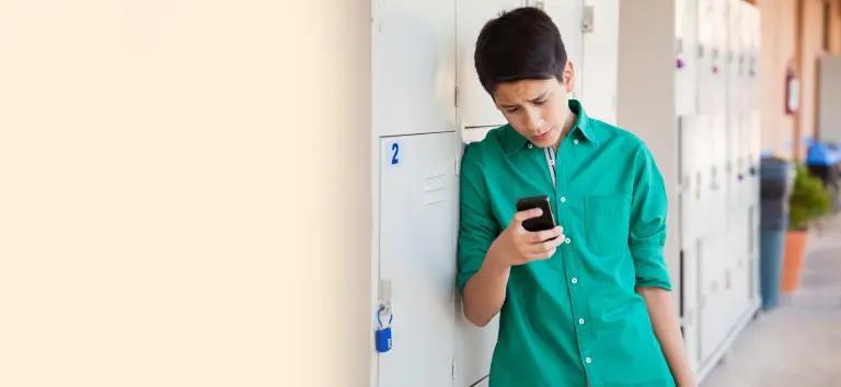 Bell-to-Bell cell phone ban now law in Pennsylvania - NewsBreak