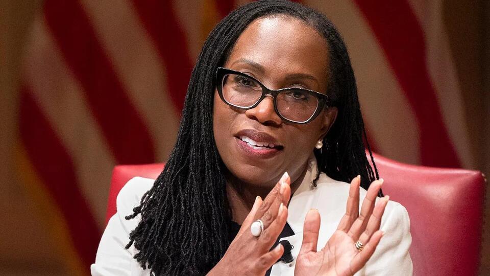 Supreme Court's junior justice goes on solo tear as Trump fights put her at odds with the bench