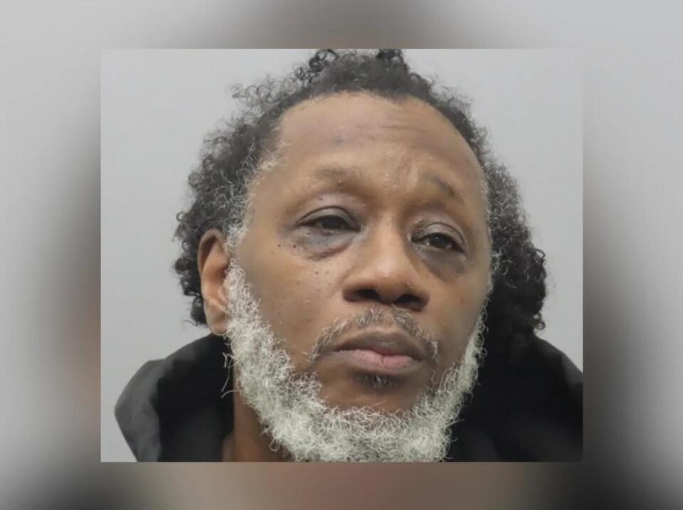Off-duty St. Louis police officer shot man on his front porch - NewsBreak