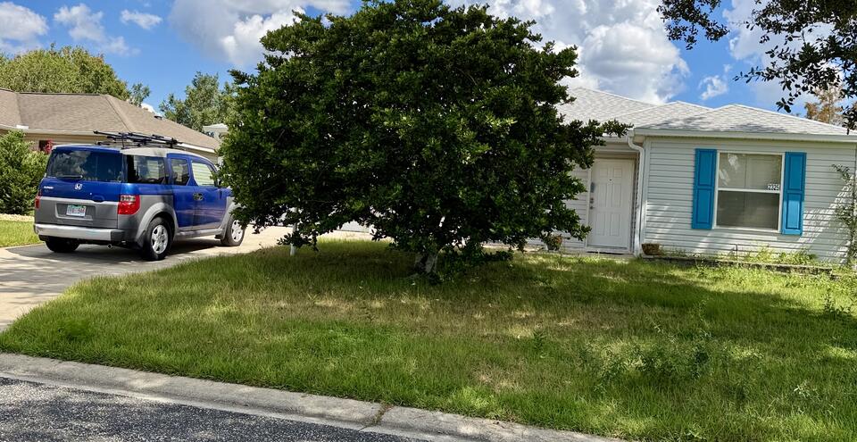 Car parked in dead Villager’s driveway has become a problem