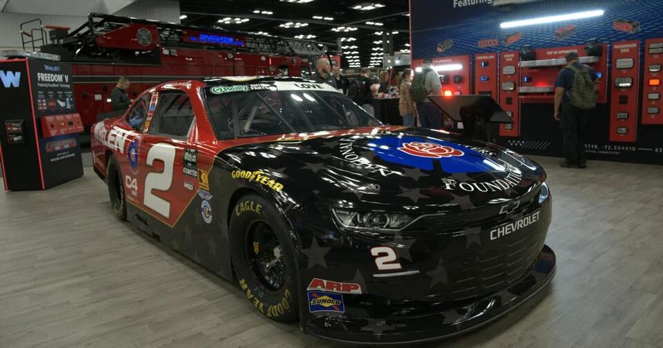 NASCAR driver to pay tribute to fallen firefighters - NewsBreak
