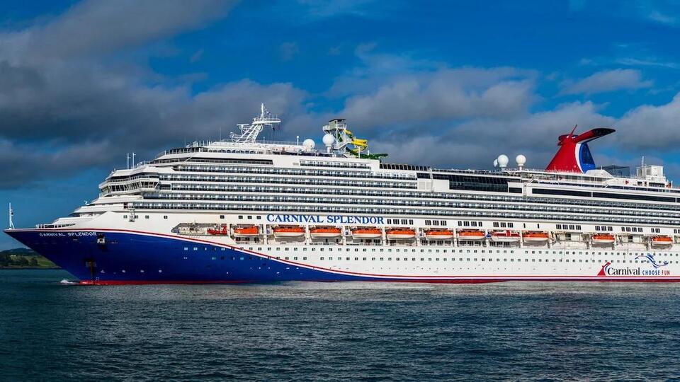 Carnival Splendor Sydney Departure Delayed After Hours Long Search ...