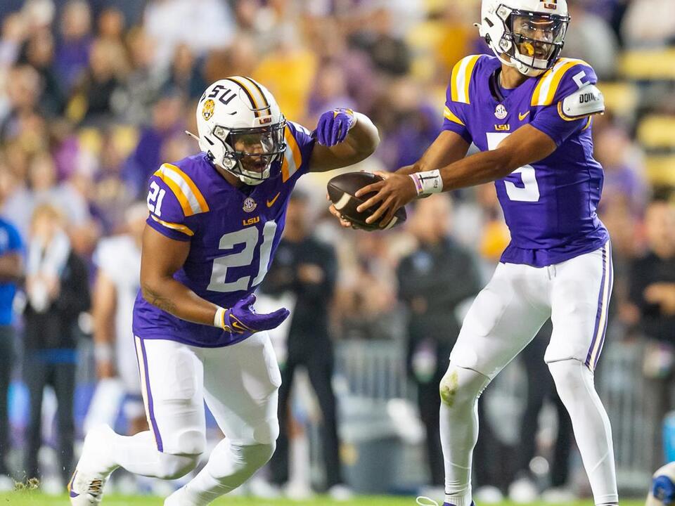 LSU football bowl projections following Week 12 win over State