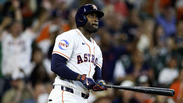 Astros GM: 'We've had zero conversations' about trading Alvarez