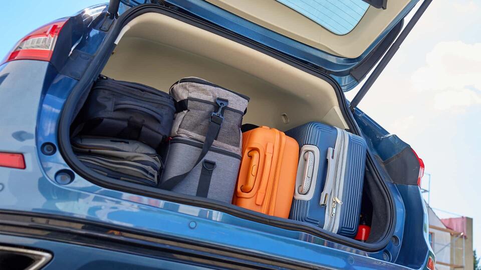 The Real Reason We Call The Back Of A Car A 'Trunk' - NewsBreak
