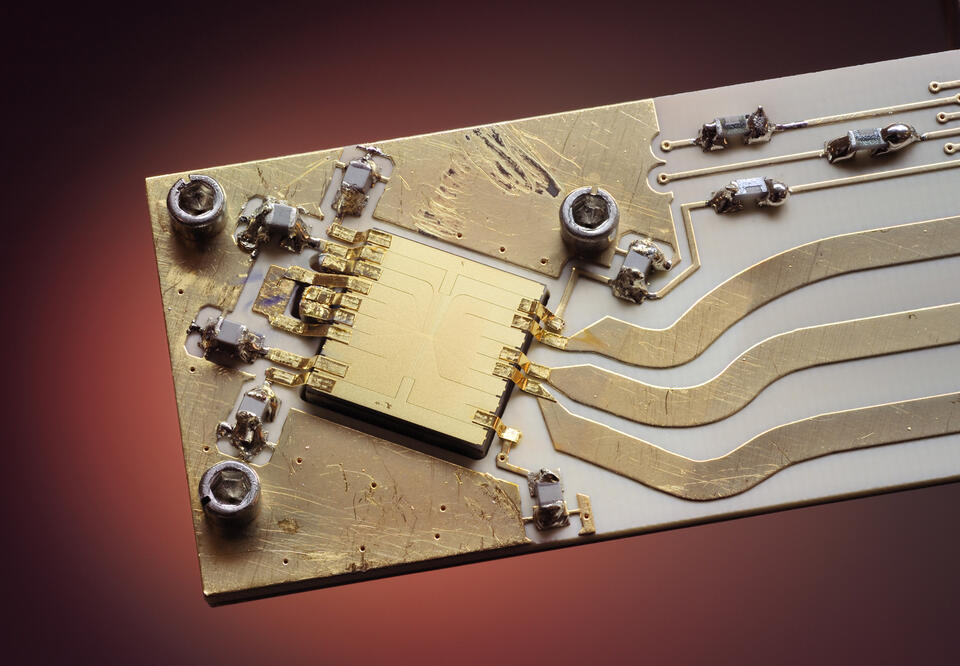 Google’s Willow Quantum Chip Cuts Magic-State Errors 40-Fold in Bitcoin ...