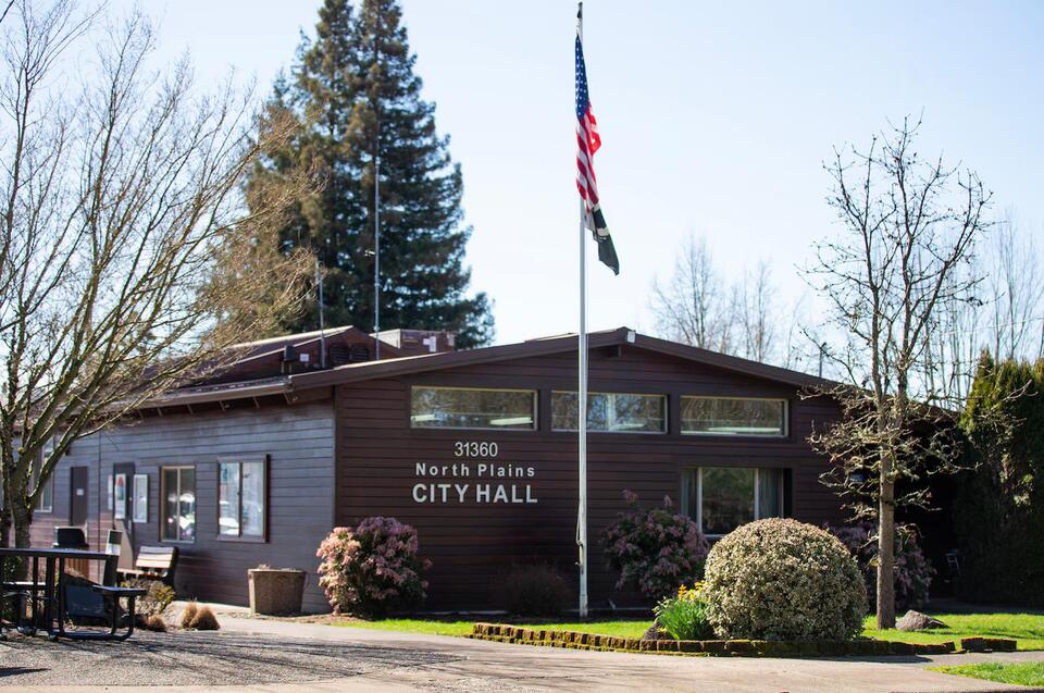 Tiny Oregon city continues hemorrhaging leaders as mayor, interim city manager resign