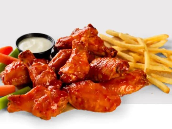 Spring Valley Buffalo Wild Wings GO to Celebrate Grand Opening with