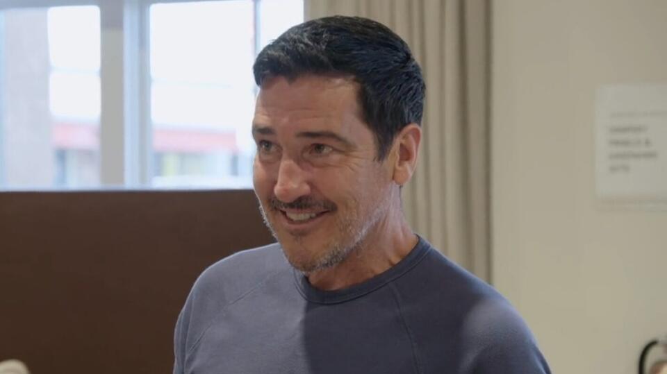 Jonathan Knight Confirms Return of This HGTV Show - NewsBreak