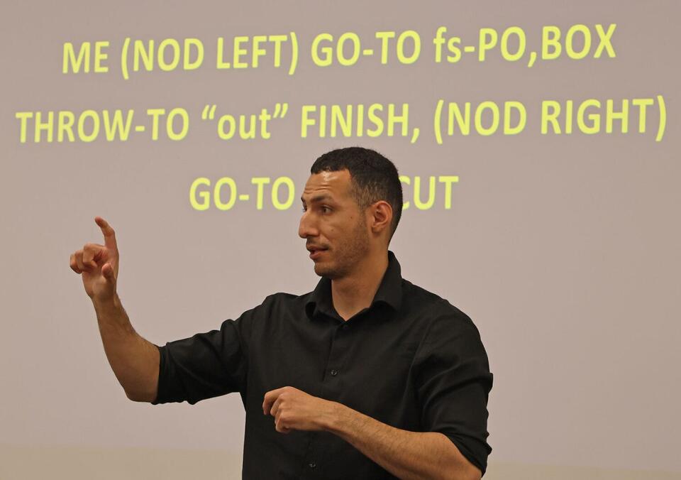 Fullerton College now offers a sign language curriculum, starting with ...