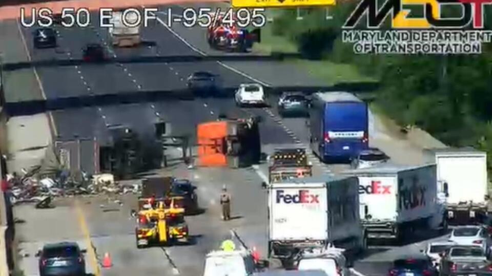 Tractor trailer crash closes westbound lanes of US 50 in Prince George ...
