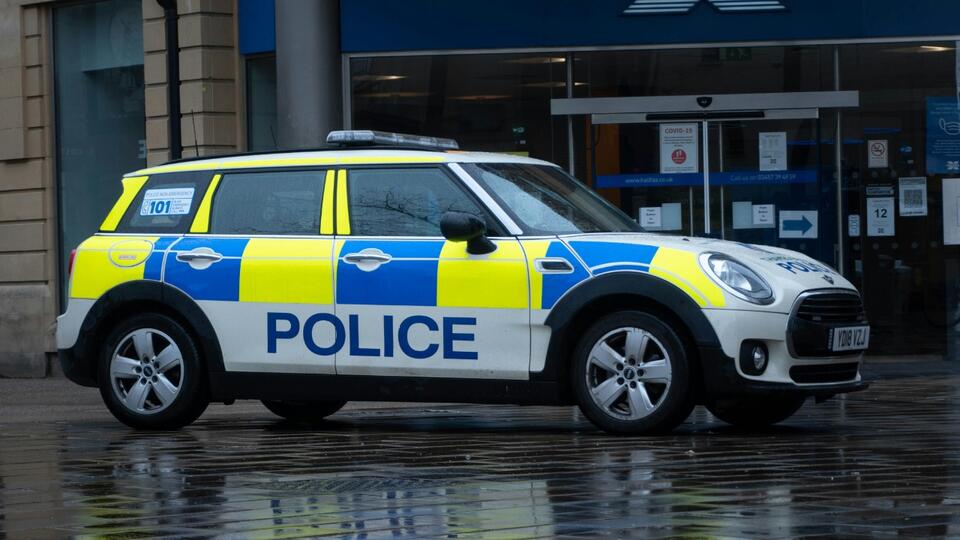 What actually makes police cars faster than civilian cars - NewsBreak