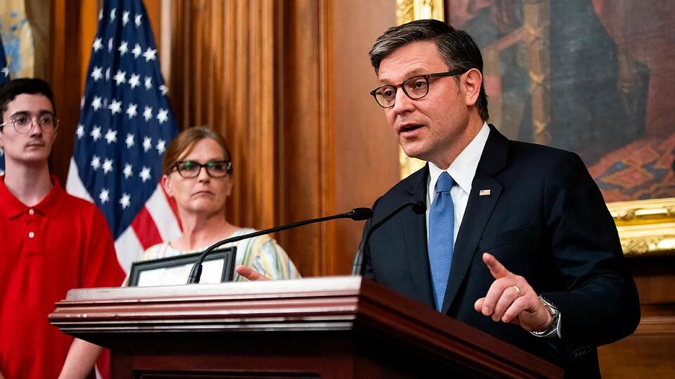 Image for Social Security’s looming insolvency sparks alarm in Congress