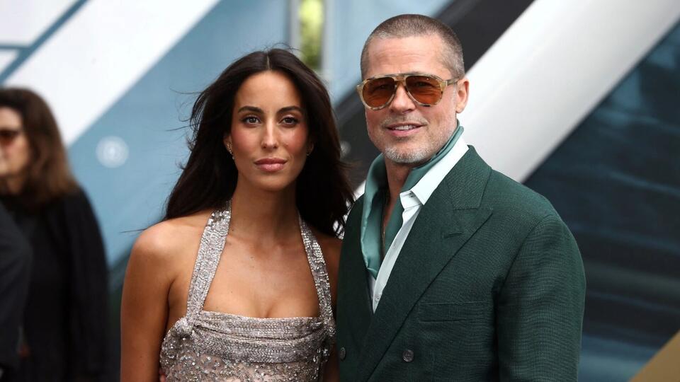 Brad Pitt and Ines de Ramon Step Out In Greece Amid Reports He’s Ready ...