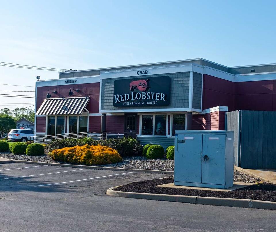 Red Lobster’s New Millennial CEO Doesn’t Practice Work-Life Balance ...