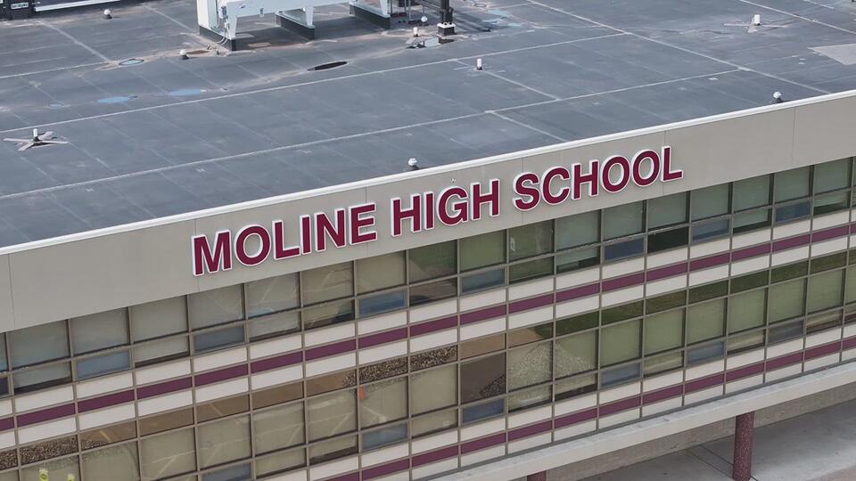 Moline City Council approves police drone dock on top of high school ...