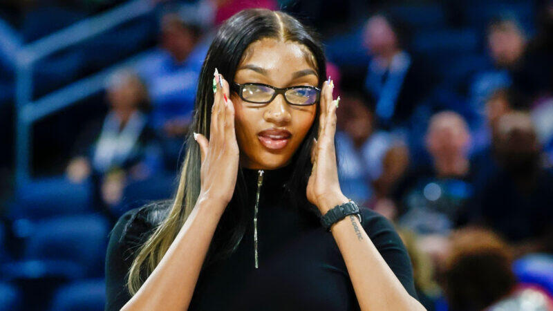 Angel Reese Is Being Accused Of Faking Injury & “Quitting” On Her Chicago  Sky Teammates - NewsBreak