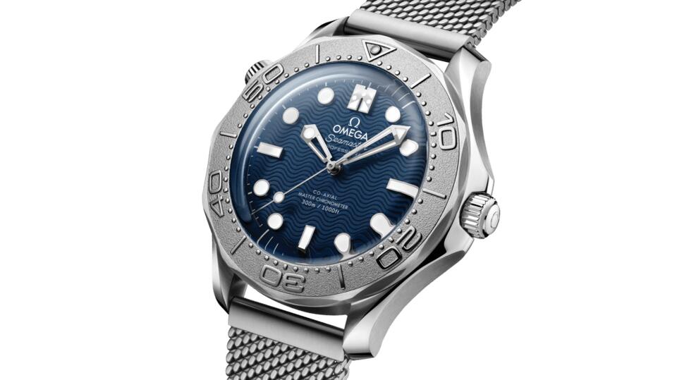 omega-introduces-the-james-bond-x-spectre-edition-collection-newsbreak