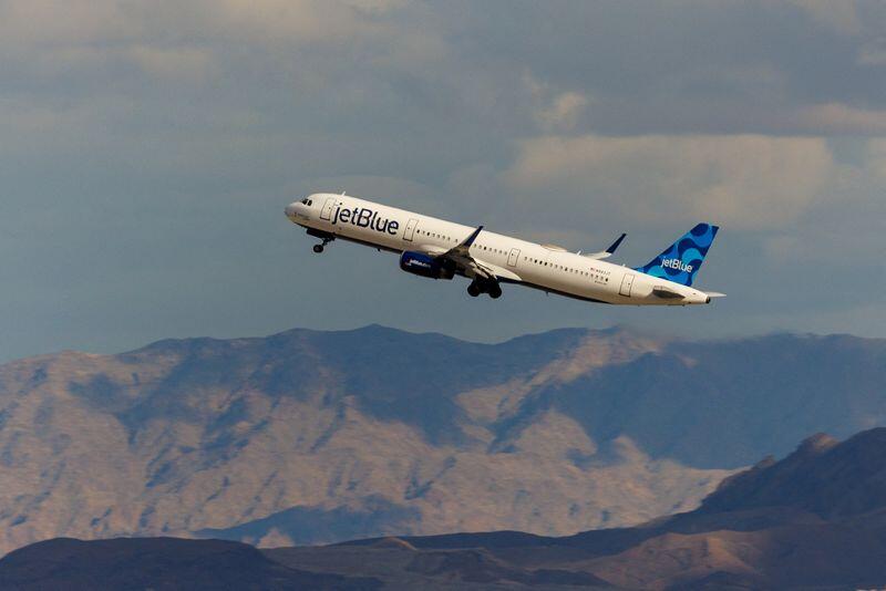 JetBlue shares rally after airline flags ‘disconnect’ between earnings ...