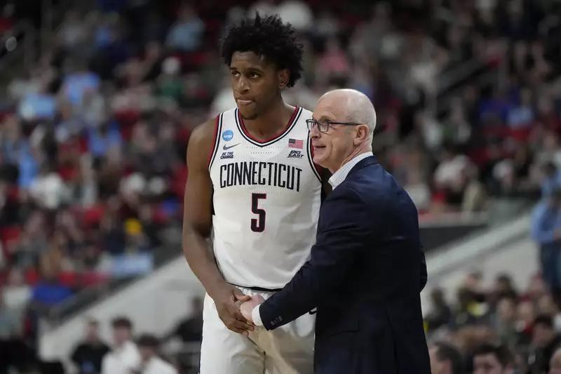Why Did Tarris Reed Jr. Transfer from Michigan to UConn? Everything to ...