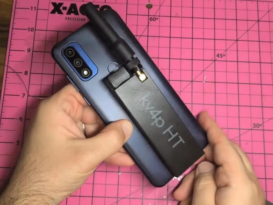 You can turn your old Android phone into a ham radio here's how