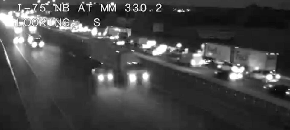 Fatal crash shuts down I-75 near Wildwood - NewsBreak