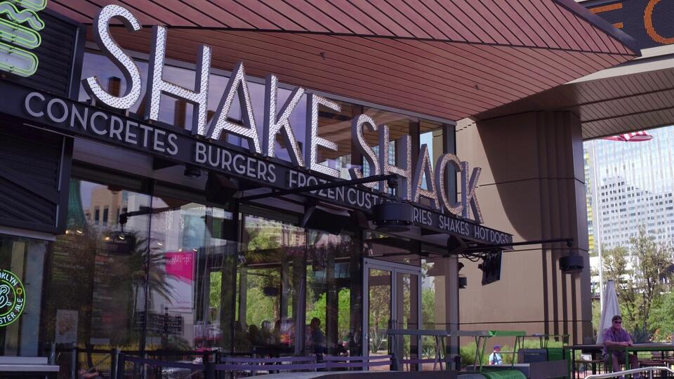 Shake Shack confirms third location set to open in Tucson - NewsBreak