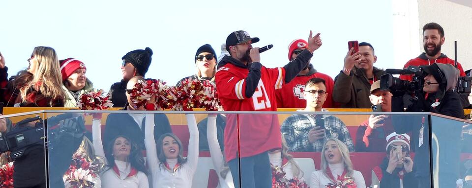 3 of the Most Memorable NFL Championship Weekend Musical Performances ...