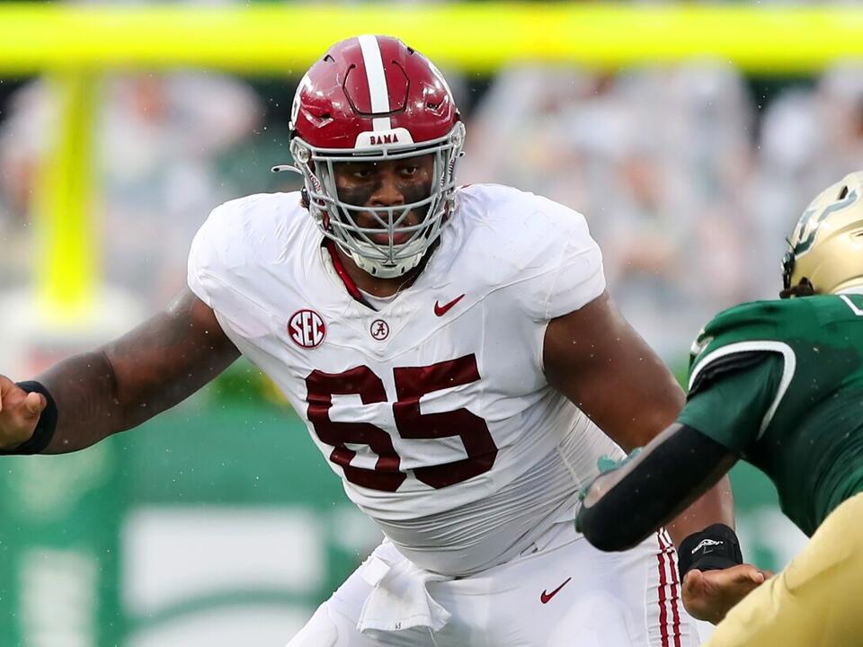 JC Latham to visit Titans Monday