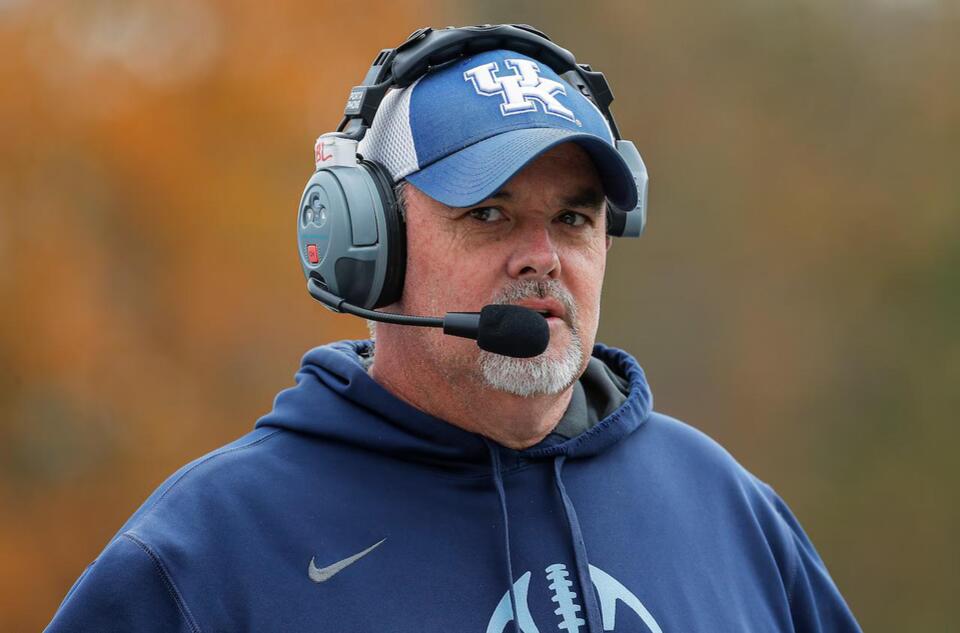 Williamstown turns to Brian Leary in hopes of bringing football program ...