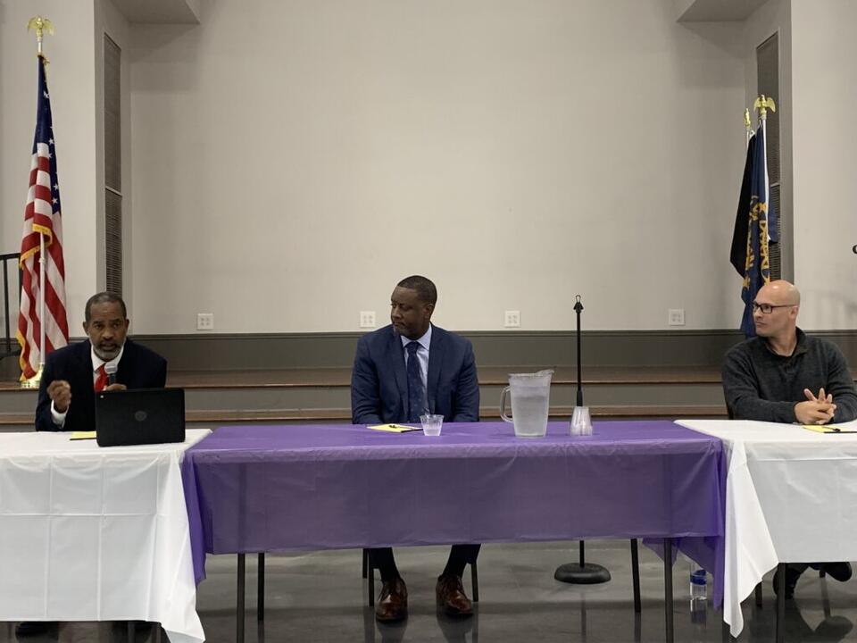 Independent Candidates Speak at UAW Forum