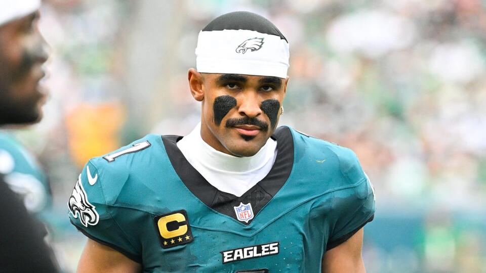 Jalen Hurts Went 36 Hours Without Sleep on Doctors’ Orders Before ...