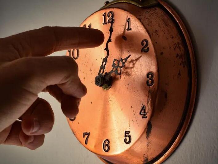 When Is Daylight Savings 2024? The ‘Fall Back’ Time Change Date