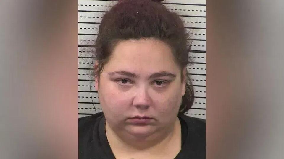Las Cruces mother accused of choking crying 6-year-old - NewsBreak