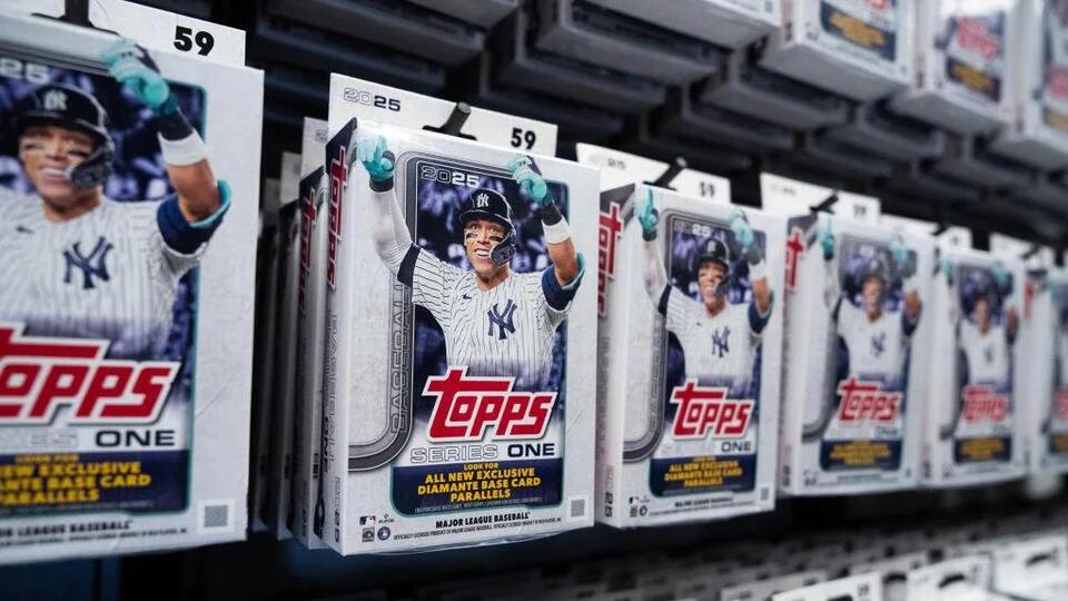 Sports memorabilia dealer admits to counterfeiting over $350 million in ...