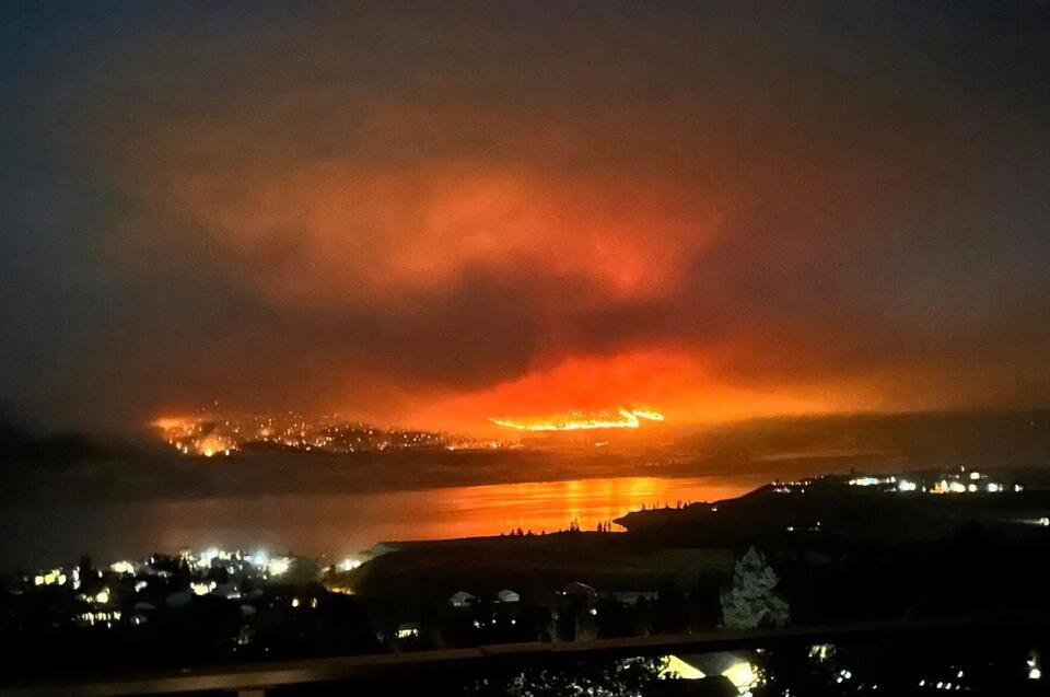 Firefighters battle growing wildfire near Inchelium - NewsBreak