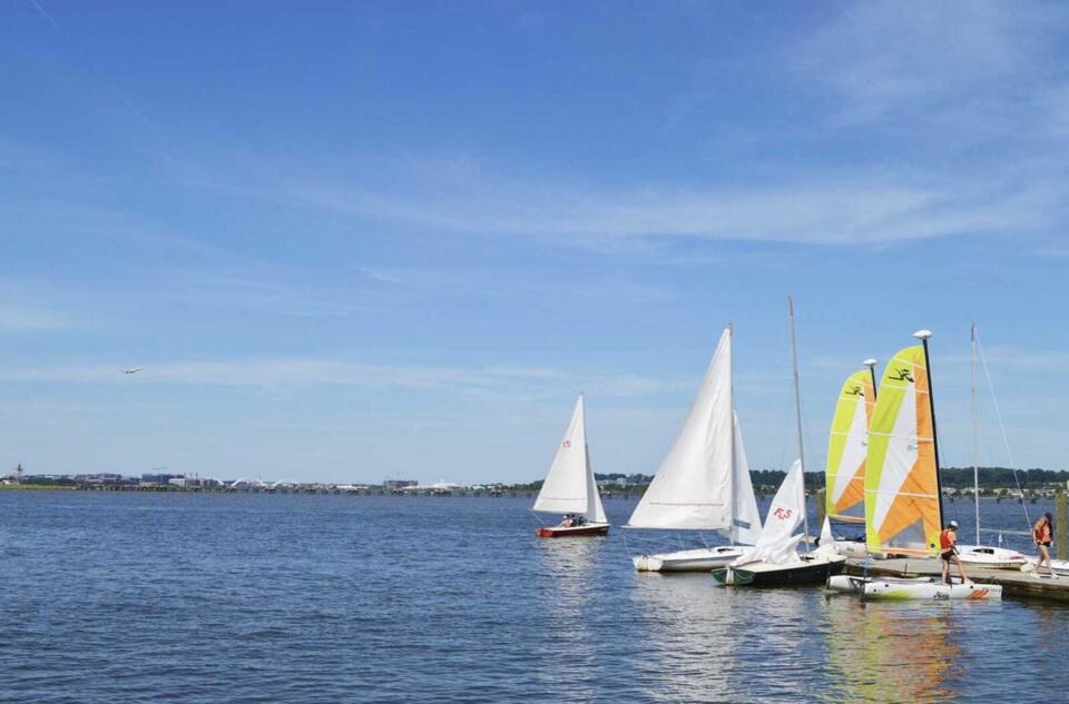 Catboat Pizza Bar plans seasonal reopening on Potomac waterfront ...