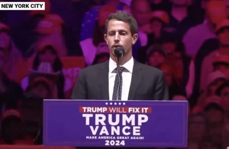 Comedian & “Kill Tony” Podcast Host Tony Hinchcliffe Says Travis Kelce ...