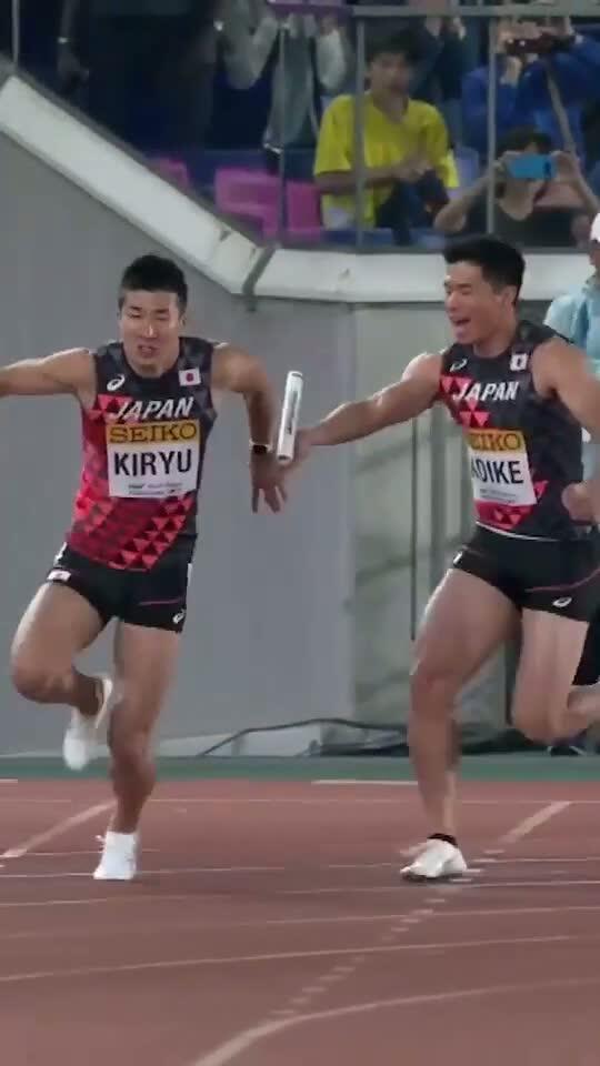 The most epic baton change of all time. - NewsBreak