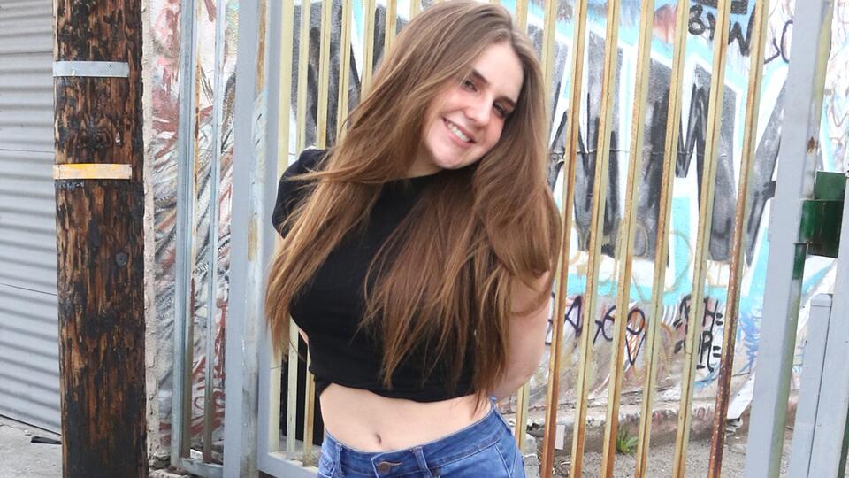 OnlyFans’ Piper Rockelle Goes Bold in Bikini Selfie Amid Lawsuit