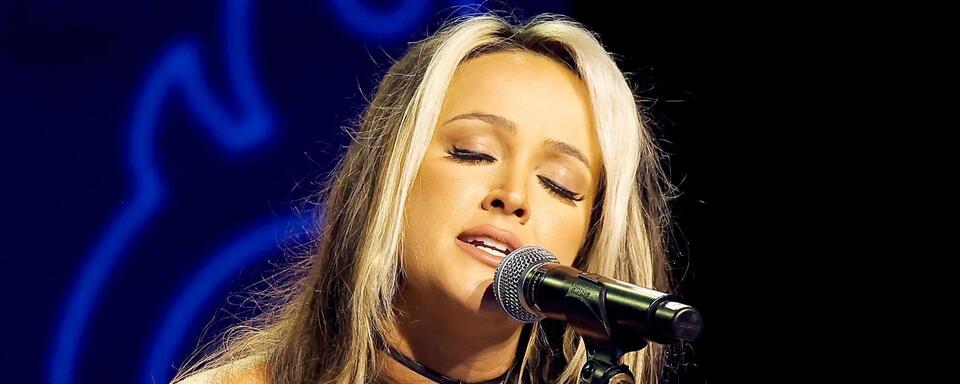 Rising Country Star Talks Moving to Nashville at 17 With $50, a Dream ...