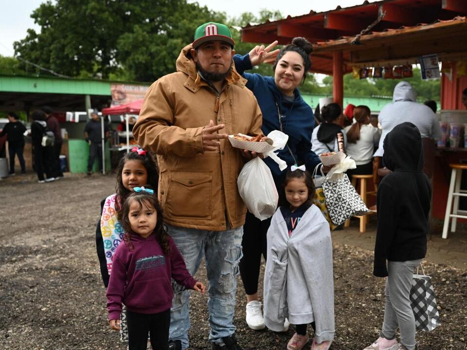 Denton Flea Market, filled with Latino entrepreneurs, brings folks