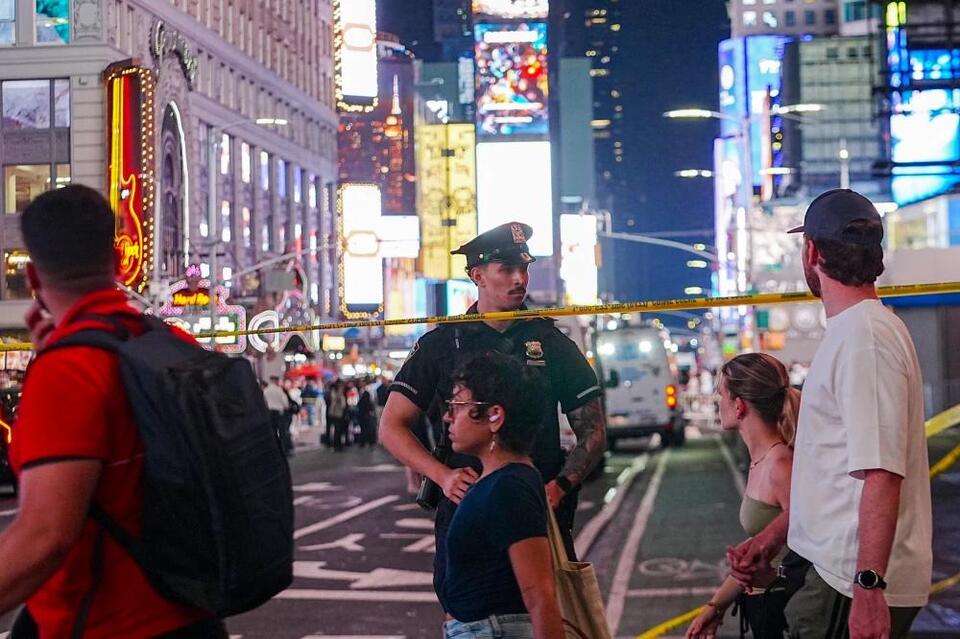 Times Square stabbing victim identified as 32-year-old banker from New Jersey