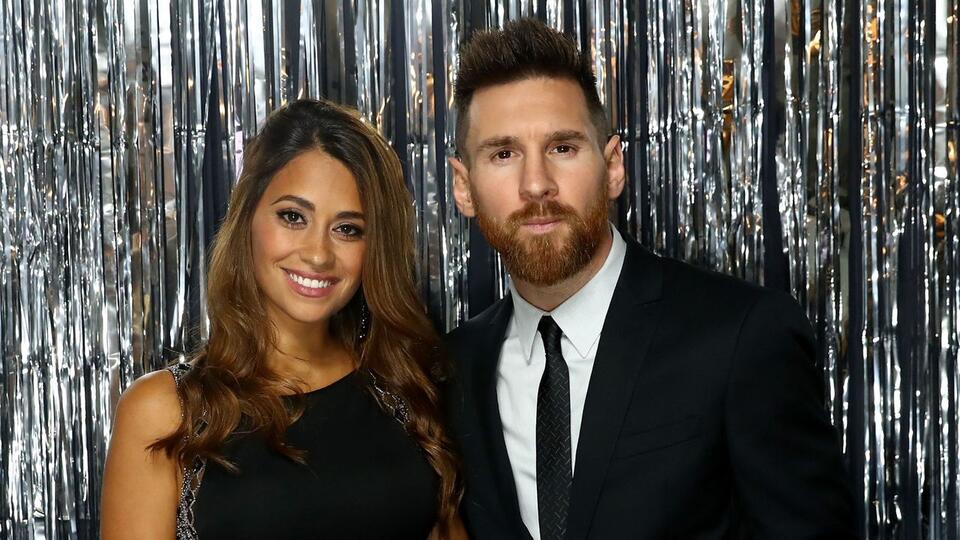 Lionel Messi and Antonela Roccuzzo Ditch Bland Neutrals for This Florida Patio Trend – It Makes Wicker Look So Luxe