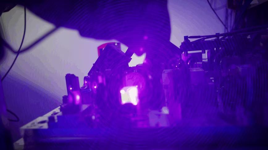 DARPA moves Atom Computing, IBM, IonQ and Diraq to final quantum test ...