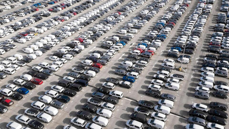 Florida Drivers Push Back Hard as Dealerships Cling to Pandemic Price ...
