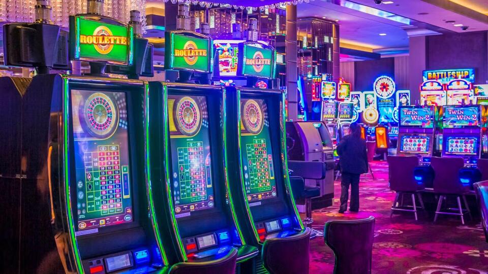 Spin Cycle: Bally’s Playing Hardball Highlights Week In Gambling